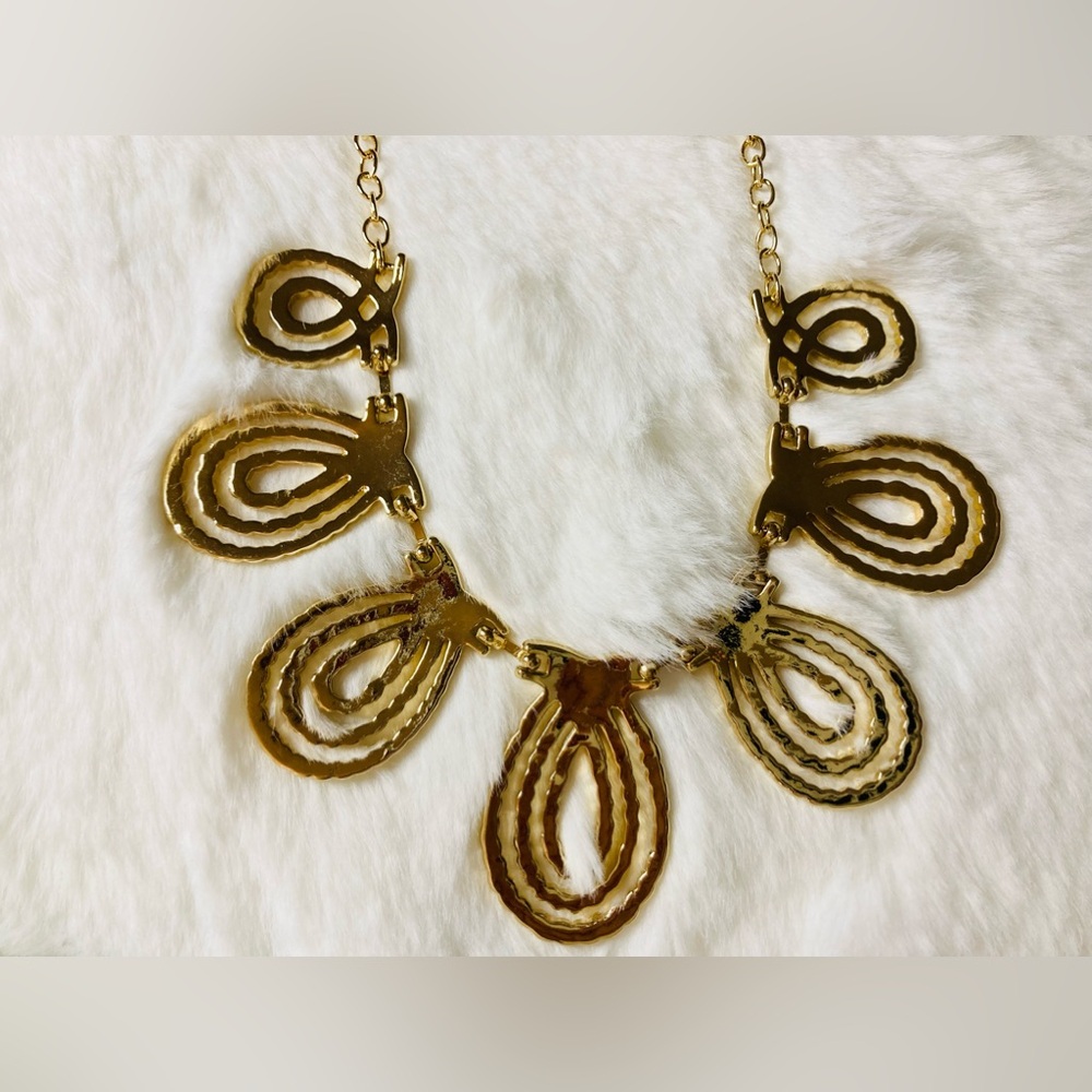 Gold Teardrop Statement Necklace - Women Jewelry